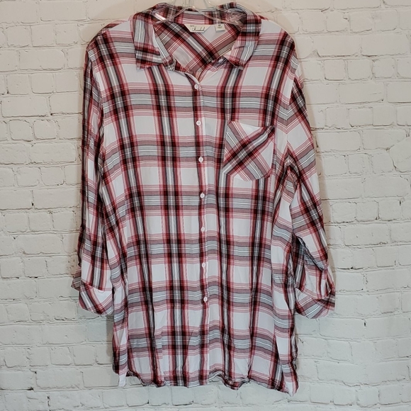 caffe marrahesh Tops - Roll sleeve plaid shirt